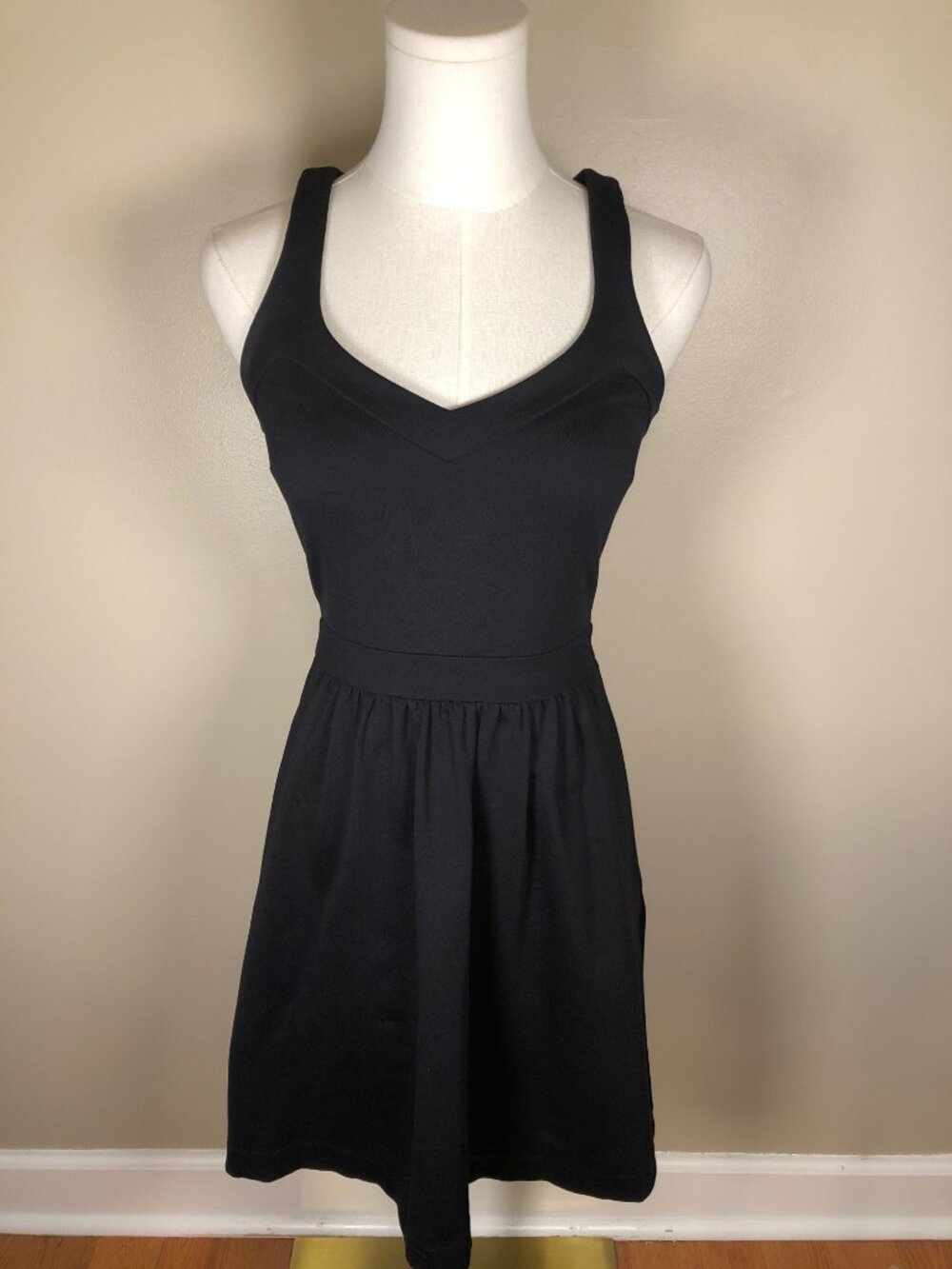Cynthia Rowley Black Sleeveless Fit & Flare Dress With Gold Back Zipper Size Xs